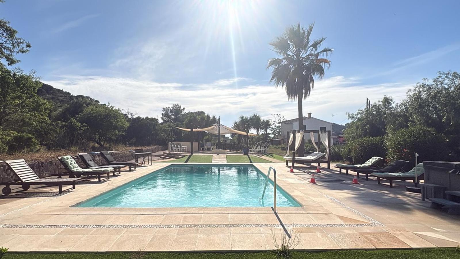 Vakantiehuis Port D'andratx Beautiful House, Swimming Pool & Jacuzzi 10-22 People *