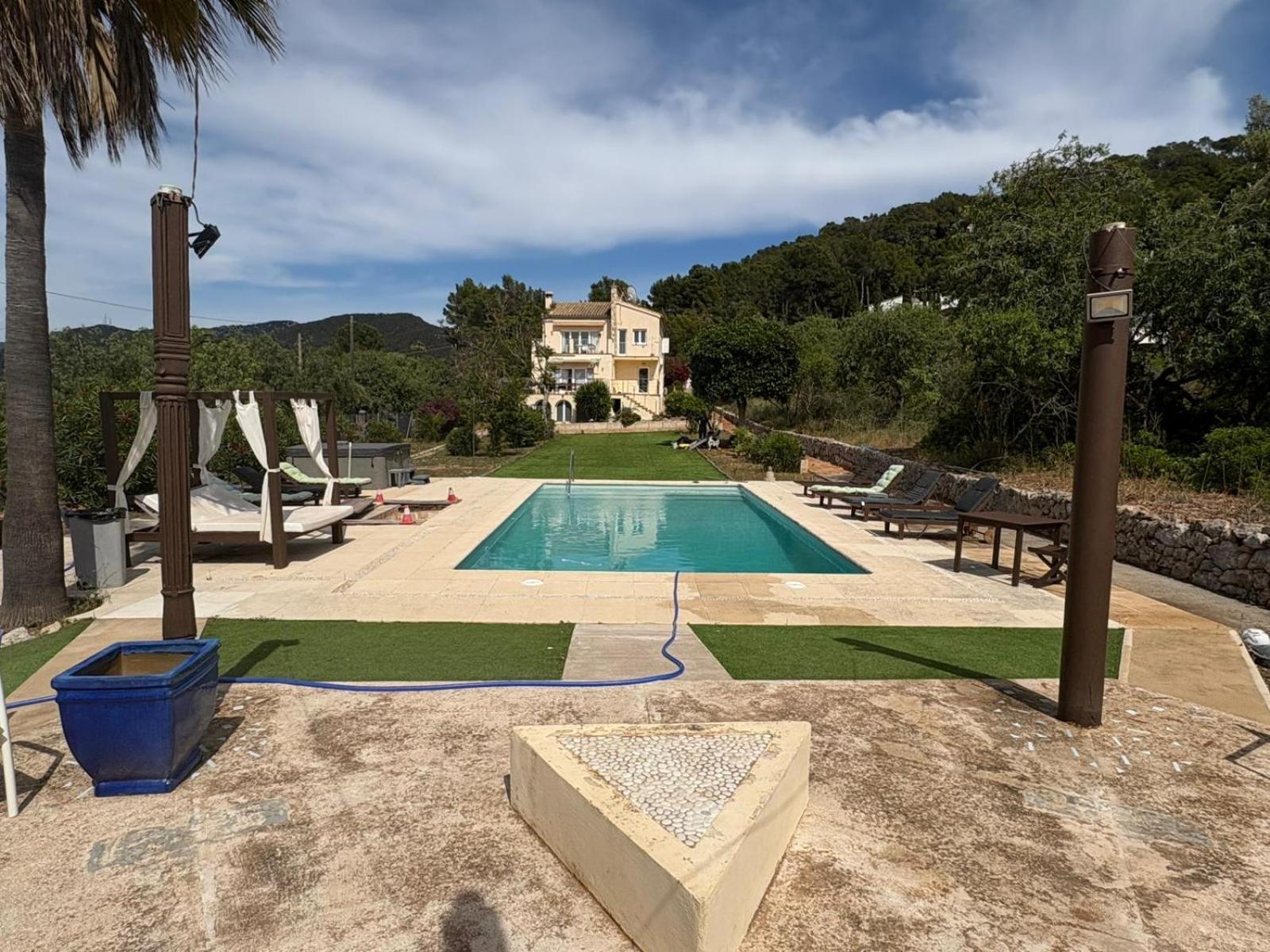 Vakantiehuis Port D'andratx Beautiful House, Swimming Pool & Jacuzzi 10-22 People Andraitx