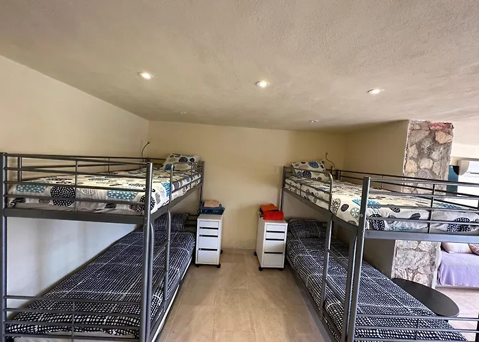 Port D\'Andratx Beautiful House, Swimming Pool & Jacuzzi 10-22 People